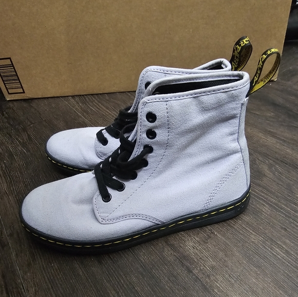 Dr. Martens shoreditch - Picture 3 of 8